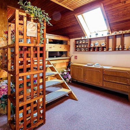 Homestay Gustav Halas Терхова Екстер'єр фото